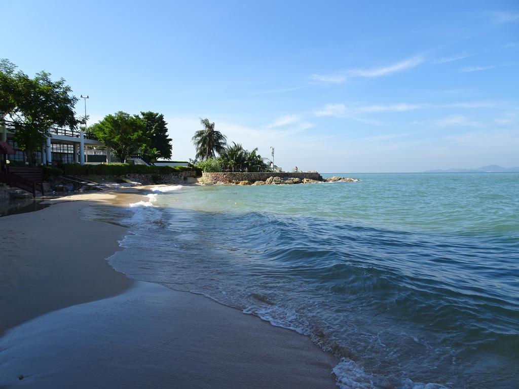 Wong Amat Pattaya Beach Resort Buitenkant foto